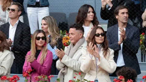 Alejandro Sanz, Hiba Abouk, Raúl González y Mamen Sanz Alejandro Sanz, Hiba Abouk, Raúl González y Mamen Sanz