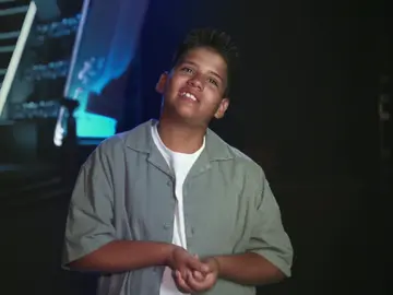 Alejandro, incapaz de contener las lágrimas momentos antes de su actuación Alejandro, incapaz de contener las lágrimas momentos antes de su actuación
