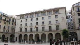 Fachada de la Audiencia Provincial de Alicante