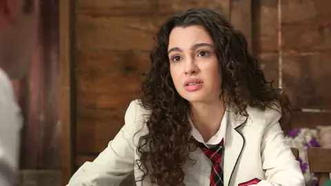 Esta noche en Hermanos: La vida de Asiye, a punto de cambiar para siempre, ¿Sarp llevará a cabo su venganza? Esta noche en Hermanos: La vida de Asiye, a punto de cambiar para siempre, ¿Sarp llevará a cabo su venganza?