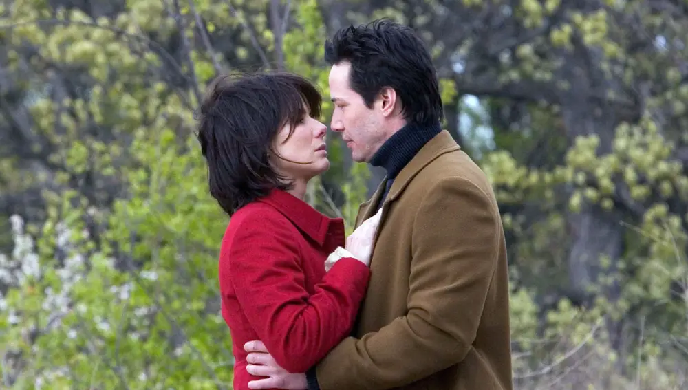 Keanu Reeves y Sandra Bullock en la película de 2006 La Casa del Lago