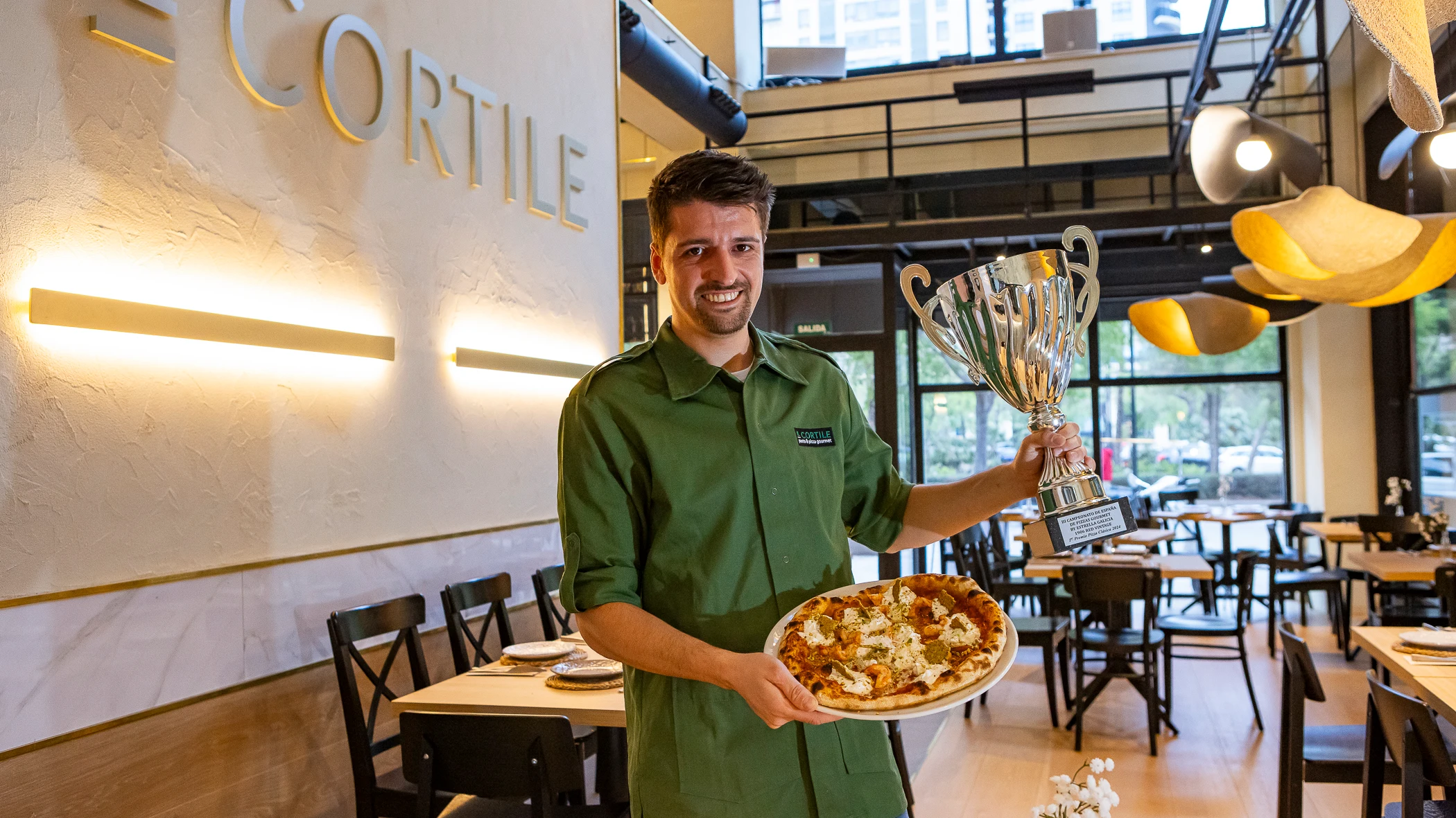 Dario Labella, premiado por ser el mejor pizzero Dario Labella, premiado por ser el mejor pizzero