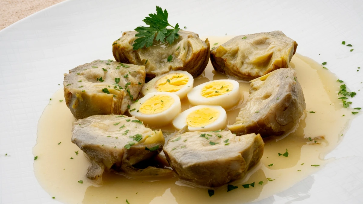 Receta de alcachofas en salsa, de Karlos Argui&ntilde;ano: "Una explosi&oacute;n de sabores"