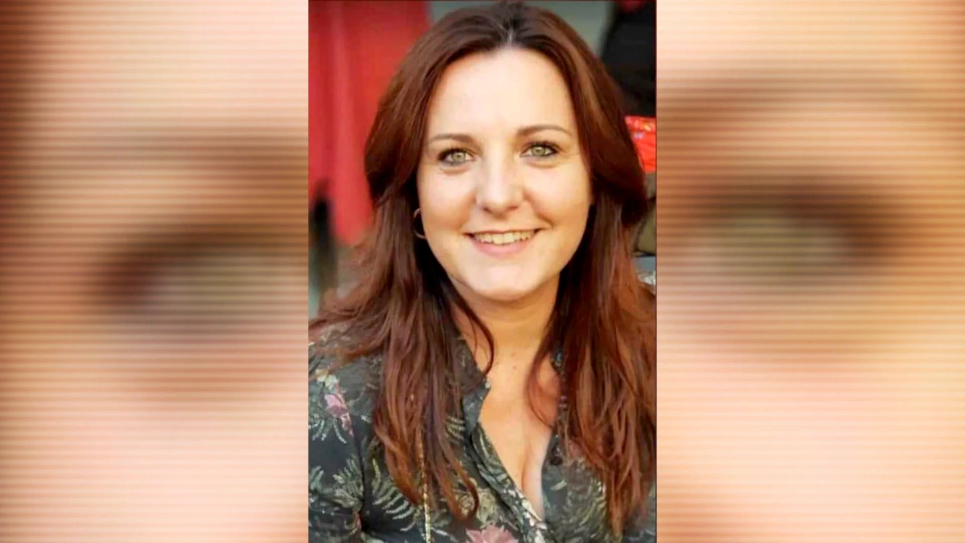 La inquietante desaparición de Rosa Elena, madre de dos niñas de 14 y 15 años: "Estamos todos jodidos" La inquietante desaparición de Rosa Elena, madre de dos niñas de 14 y 15 años: "Estamos todos jodidos"