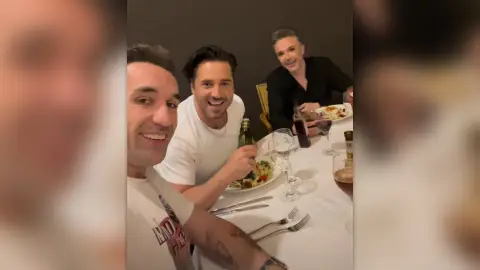 ¡El “trío tupé”! Miguel Lago, David Bustamante y Supremme de Luxe presumen de estilo en redes sociales ¡El “trío tupé”! Miguel Lago, David Bustamante y Supremme de Luxe presumen de estilo en redes sociales
