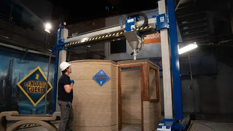 ¿Una casa fabricada con una empresa? Marron deja boquiabierto a Eduardo Navarrete ¿Una casa fabricada con una empresa? Marron deja boquiabierto a Eduardo Navarrete