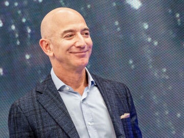 Jeff Bezos está considerado como el hombre más rico del mundo