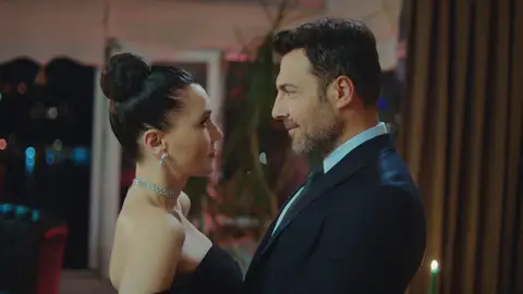 ¿Se les rompió el amor de tanto usarlo? Estos son los motivos por los que la historia de Ender y Kaya no ha tenido un final feliz ¿Se les rompió el amor de tanto usarlo? Estos son los motivos por los que la historia de Ender y Kaya no ha tenido un final feliz