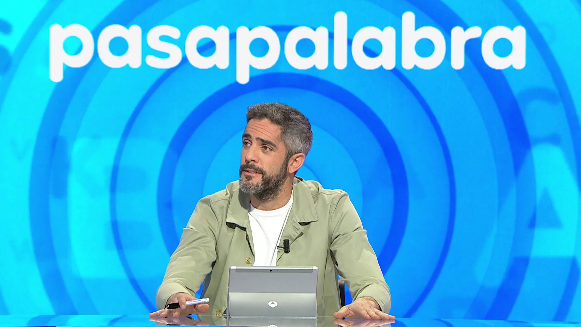 Roberto Leal se desespera con Xavier Deltell en La Pista: “Acabo de decir que no te adelantes” Roberto Leal se desespera con Xavier Deltell en La Pista: “Acabo de decir que no te adelantes”