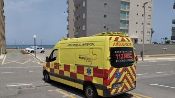 Imagen de archivo de una ambulancia de la Región de Murcia