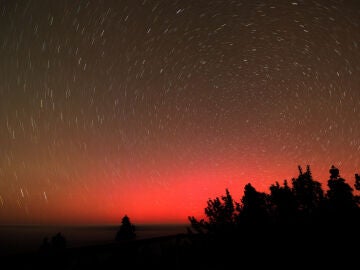 La tormenta solar ha dejado insólitas imágenes de Aurora boleares en Canarias