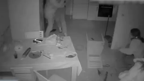 Evita un robo a sartenazos Evita un robo a sartenazos