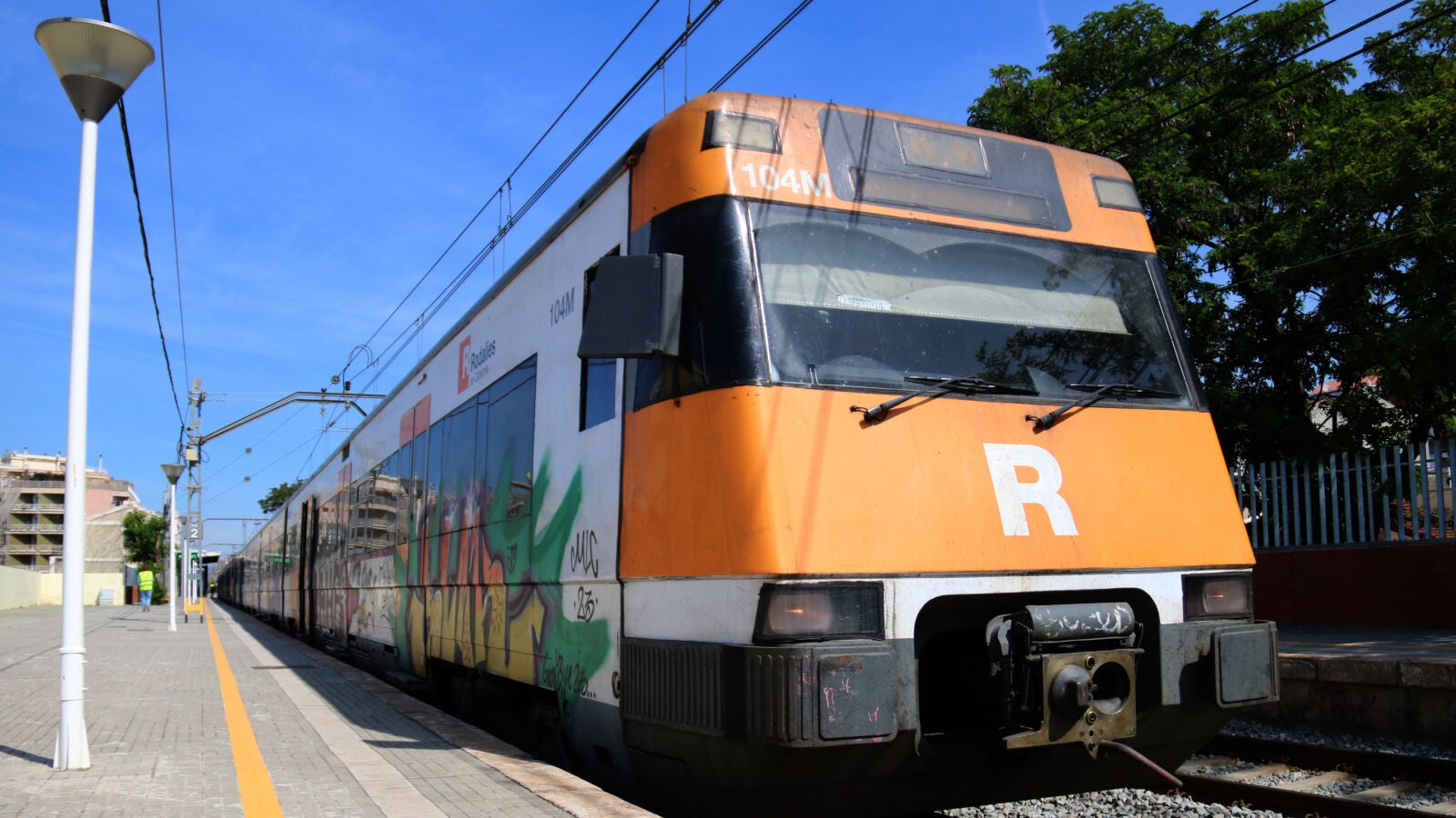 Una nueva incidencia de Adif paraliza por completo el servicio de Rodalies en Barcelona