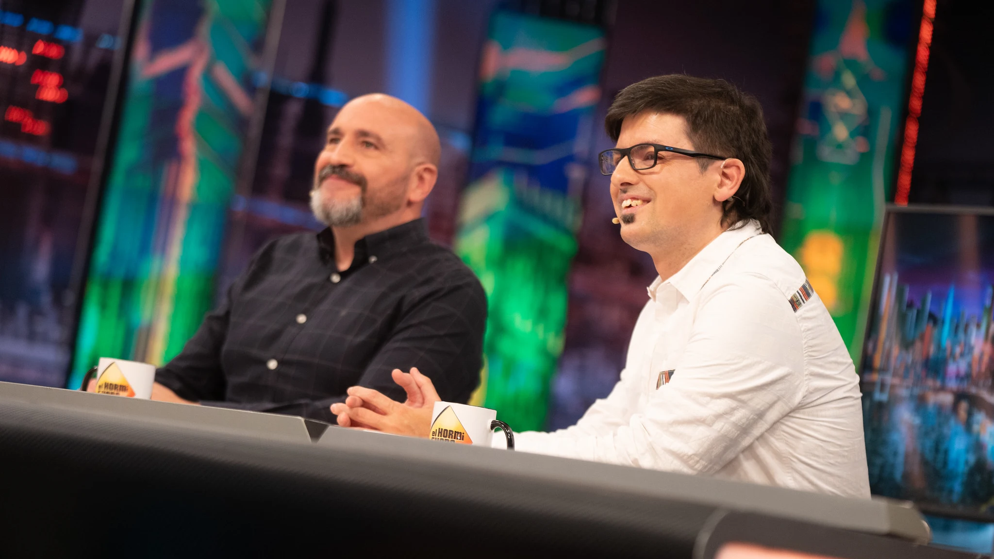Los trucos de estudio de Moisés y de Óscar: "Yo tengo la ley de la cucaracha"