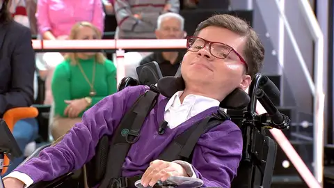 Andrés Marcio, enfermo de laminopatía, hace frente a la vida con una sonrisa: "Disfruto cada día, es un regalo" Andrés Marcio, enfermo de laminopatía, hace frente a la vida con una sonrisa: "Disfruto cada día, es un regalo"