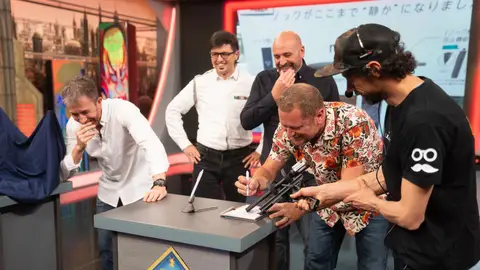 ¡Impresionante! El Monaguillo "desaparece" en directo gracias a uno de sus inventos más locos ¡Impresionante! El Monaguillo "desaparece" en directo gracias a uno de sus inventos más locos