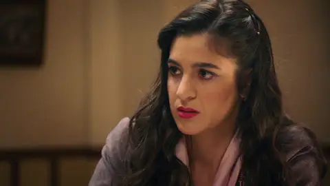 Carmen se percata de las náuseas de Claudia: ¡Y se da cuenta de que está embarazada de Tasio! Carmen se percata de las náuseas de Claudia: ¡Y se da cuenta de que está embarazada de Tasio!