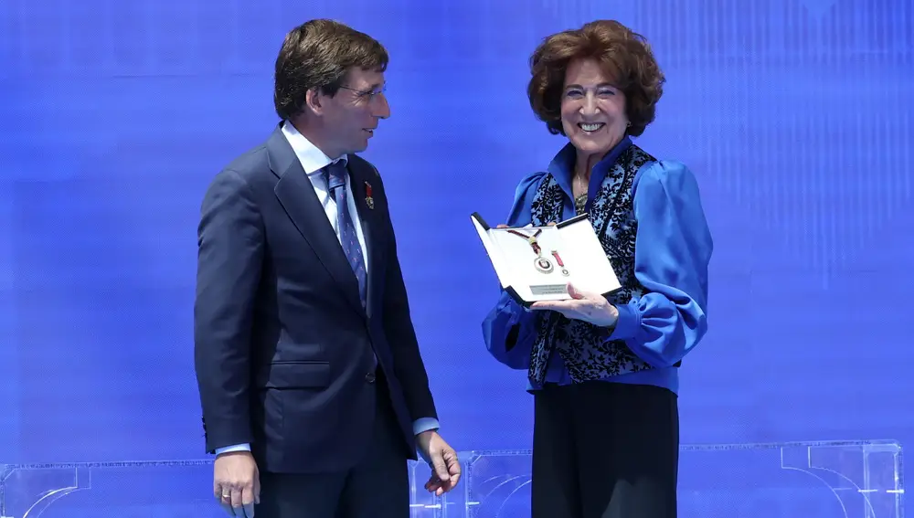 Carmen Iglesias, galardonada con la Medalla de Honor de Madrid