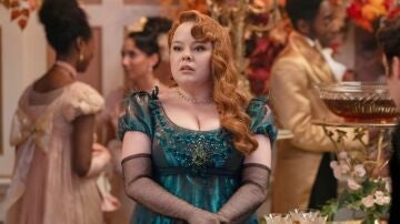 Nicola Coughlan como Penelope Featherington en la temporada 3 de Los Bridgerton