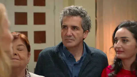 Orhan recibe una interesante propuesta, ¡grabar un anuncio!: "papá, vas a ser famoso" Orhan recibe una interesante propuesta, ¡grabar un anuncio!: "papá, vas a ser famoso"