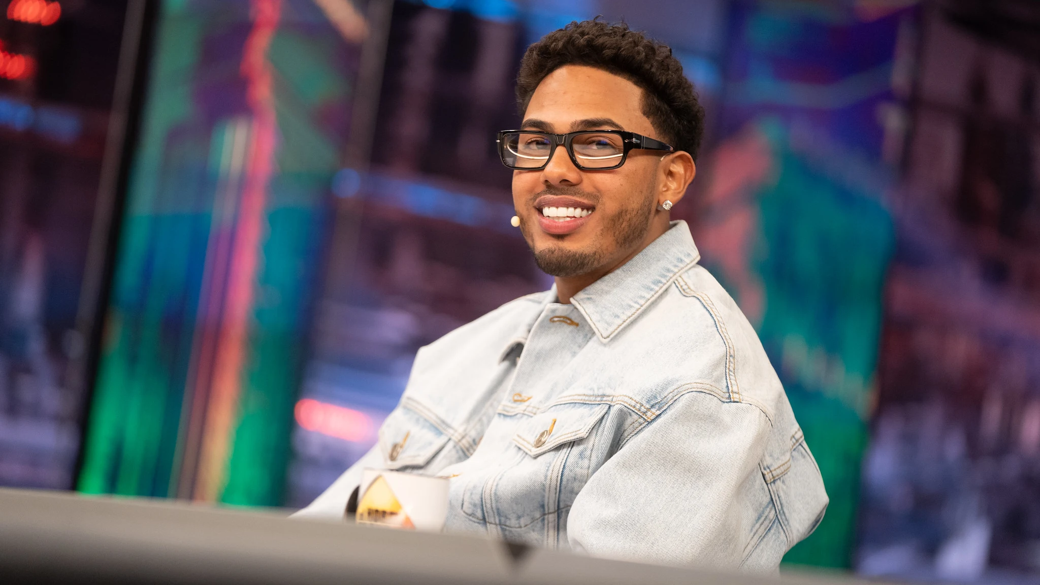 Myke Towers, sincero sobre su hit ‘Lala’: “Me avergüenzo cuando escucho a niños cantarla” Myke Towers, sincero sobre su hit ‘Lala’: “Me avergüenzo cuando escucho a niños cantarla”