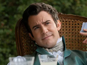 Luke Thompson como Benedict Bridgerton Luke Thompson como Benedict Bridgerton