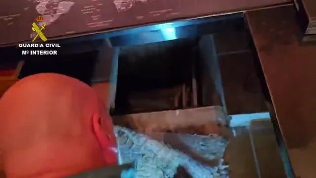 Liberada una ni&ntilde;a secuestrada tras cinco a&ntilde;os de violaciones por su padrastro en el 's&oacute;tano de los horrores' en Mallorca