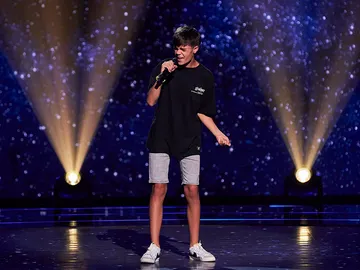 ¡Lucas y Melendi unidos por la tierra! El talent conquista al asturiano con ‘Halo’ ¡Lucas y Melendi unidos por la tierra! El talent conquista al asturiano con ‘Halo’