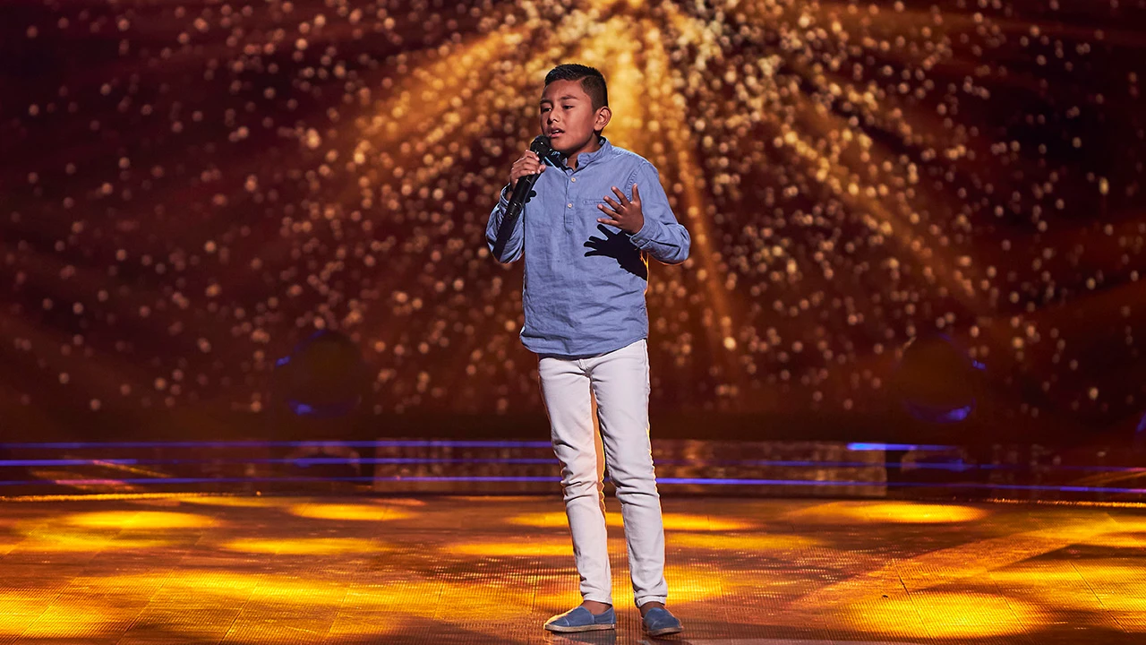 Arón cierra el equipo de David Bisbal con su preciosa actuación: “Se te nota algo especial” Arón cierra el equipo de David Bisbal con su preciosa actuación: “Se te nota algo especial”