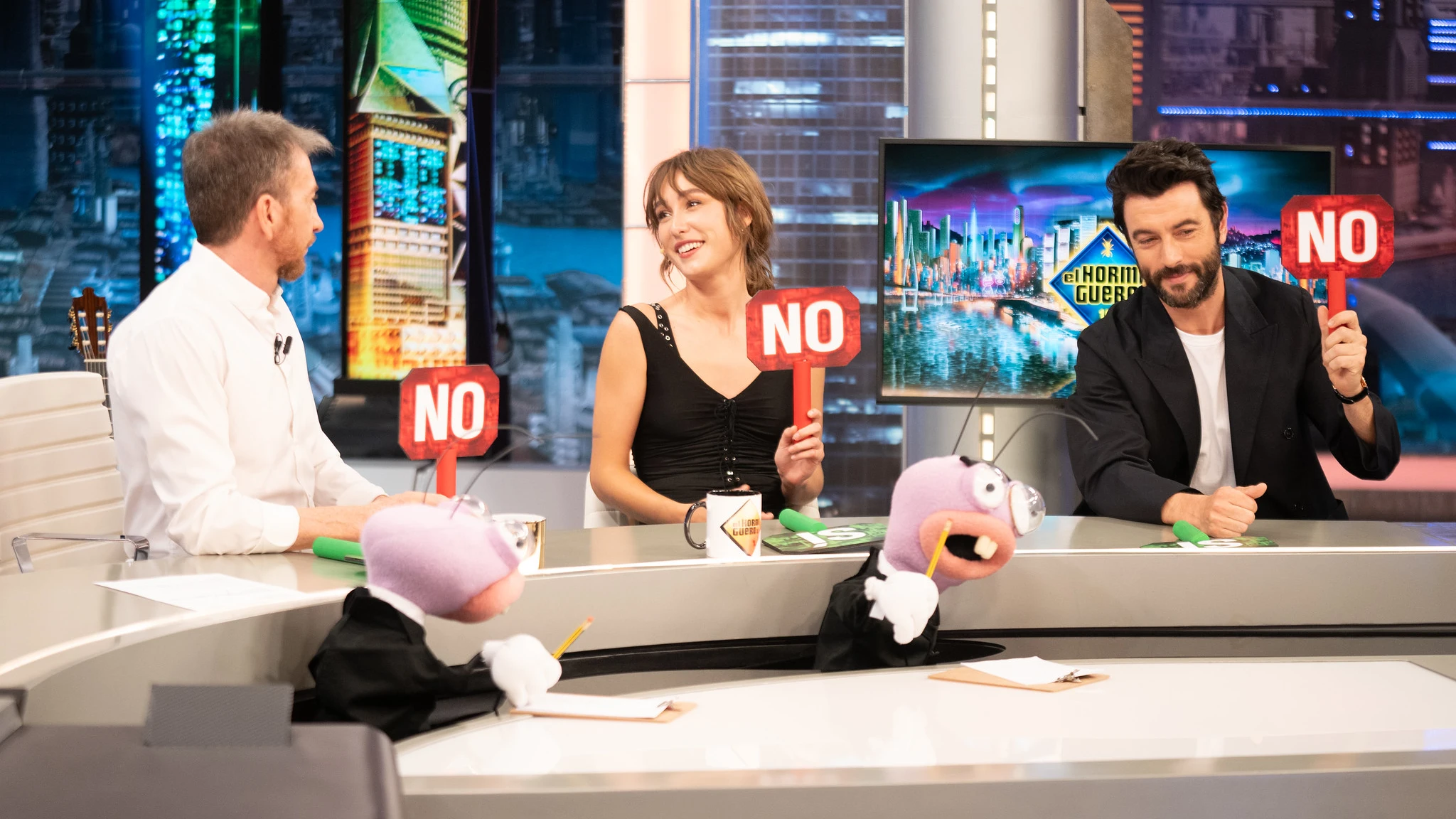 Javier Rey y Almudena Amor demuestran su fidelidad en El Hormiguero: "La mente es libre"
