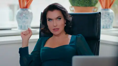 Ender, decepcionada: Doğan elige a Arzu en lugar de ella como CEO de la empresa Ender, decepcionada: Doğan elige a Arzu en lugar de ella como CEO de la empresa