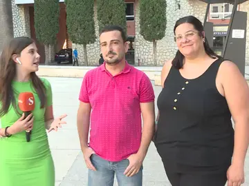 Adrián, el español atrapado en Cancún tras sufrir un infarto, está de vuelta en casa: "Estoy feliz de estar de vuelta" Adrián, el español atrapado en Cancún tras sufrir un infarto, está de vuelta en casa: "Estoy feliz de estar de vuelta"