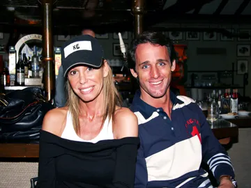 Lara Dibildos y Álvaro Muñoz Escassi, en 2006 Lara Dibildos y Álvaro Muñoz Escassi, en 2006