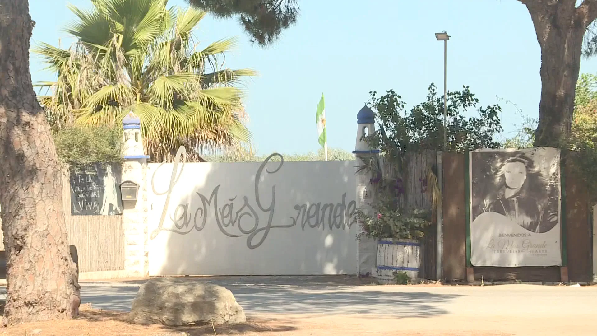 Localizamos al padre del due&ntilde;o del 10% de la finca de Los Naranjos, muy molesto con Amador Mohedano