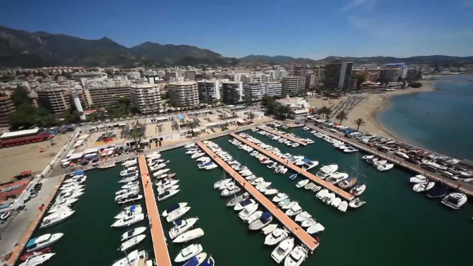 Las E1 Series llegan este fin de semana a Puerto Banús recordando la importancia de proteger la biodiversidad marina