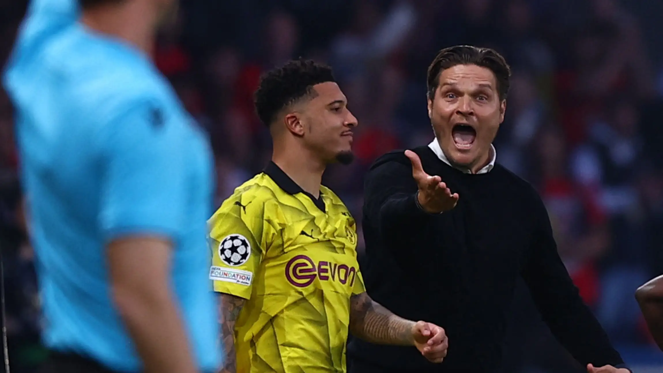 Edin Terzić y Jadon Sancho, en un partido de la Champions League Edin Terzić y Jadon Sancho, en un partido de la Champions League