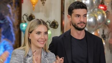 Çağatay y Yildiz reciben una sorpresa por su aniversario mientras Kumru lucha contra sus sentimientos