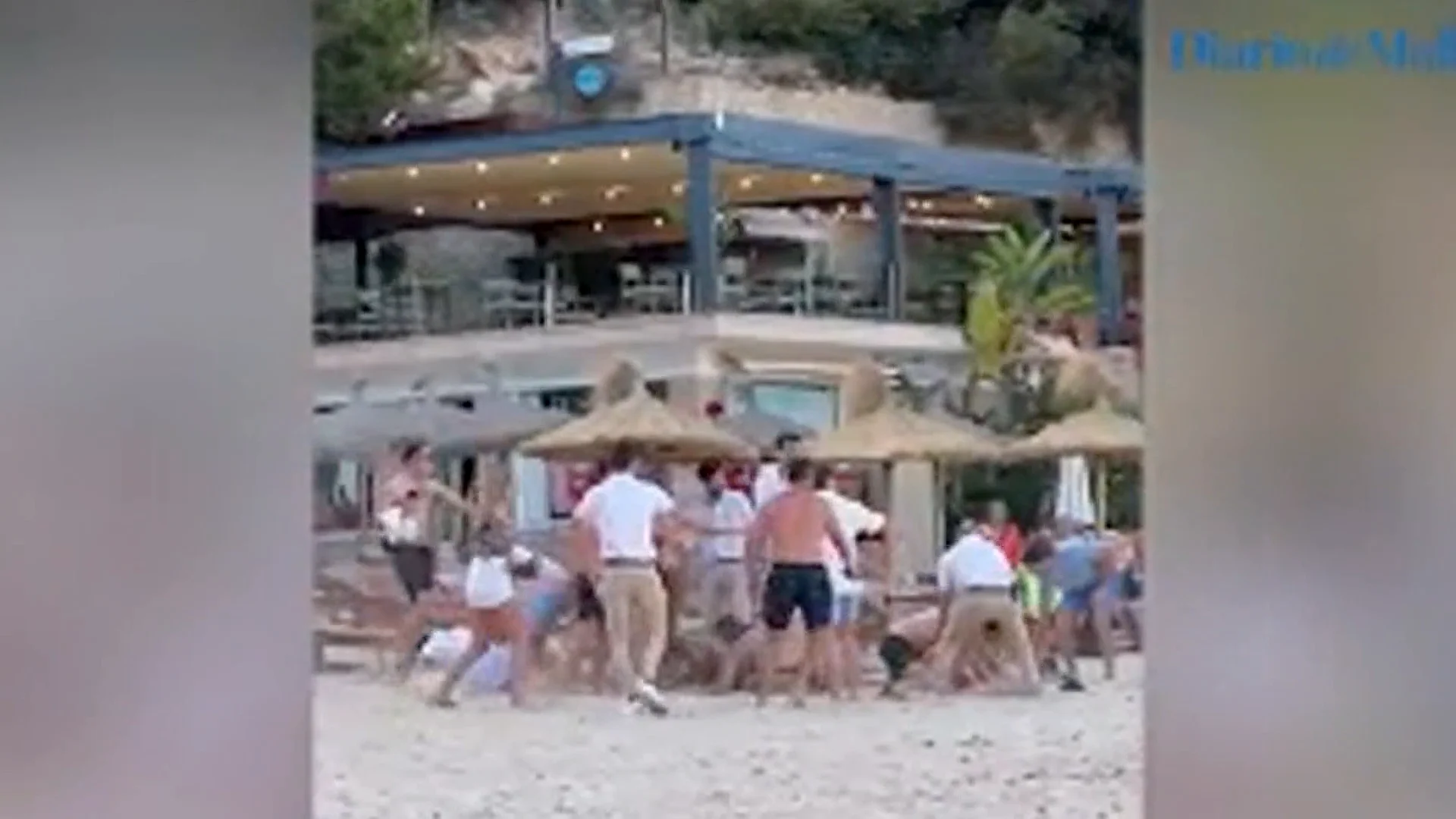 Una despedida de soltero en Mallorca acaba en una pelea multitudinaria en un restaurante con 8 detenidos Una despedida de soltero en Mallorca acaba en una pelea multitudinaria en un restaurante con 8 detenidos
