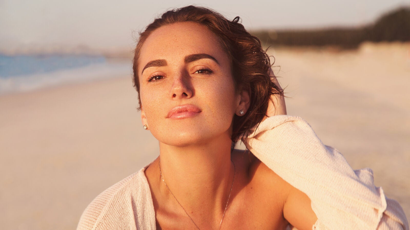 Island girl, el maquillaje que te hará lucir buena cara todo el verano 
