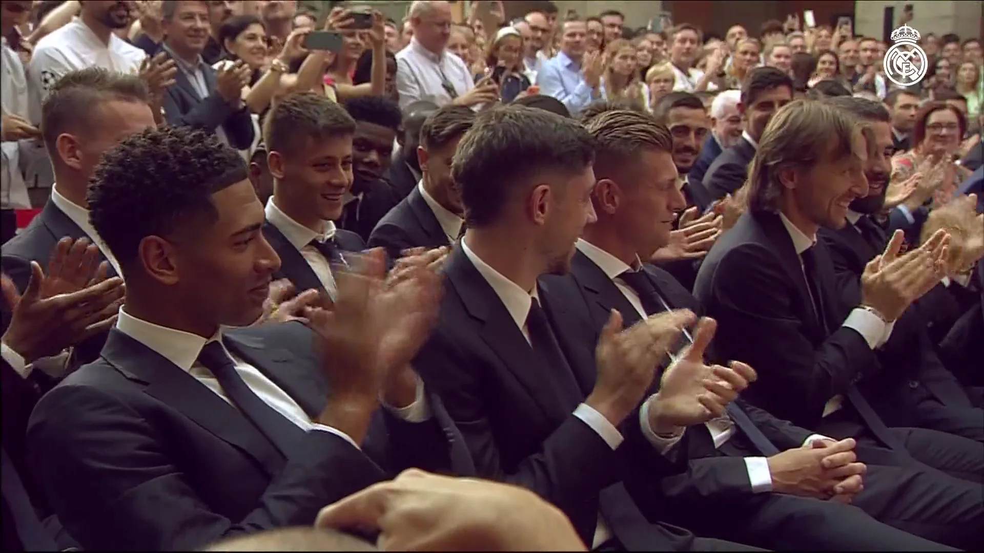 kroos kroos