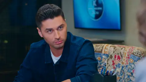 Ömer descubre las verdaderas intenciones de Feyza: "Vas detrás de Çağatay" Ömer descubre las verdaderas intenciones de Feyza: "Vas detrás de Çağatay"