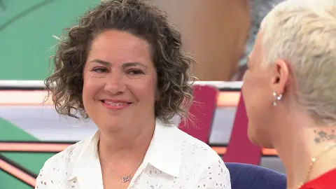 Nuria vive gracias al riñón que le donó su mejor amiga Mercedes: "Siento que le debo la vida, es mi hermana" Nuria vive gracias al riñón que le donó su mejor amiga Mercedes: "Siento que le debo la vida, es mi hermana"