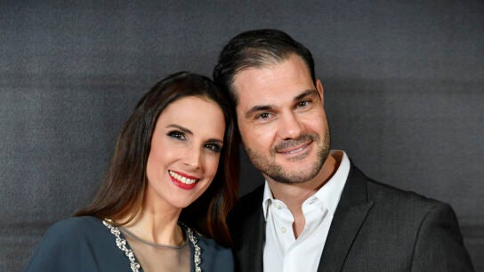Nuria Ferg&oacute; y Juan Pablo Lauro en un photocall