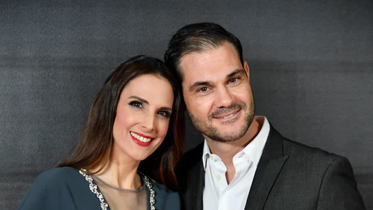 Nuria Fergó y Juan Pablo Lauro en un photocall Nuria Fergó y Juan Pablo Lauro en un photocall