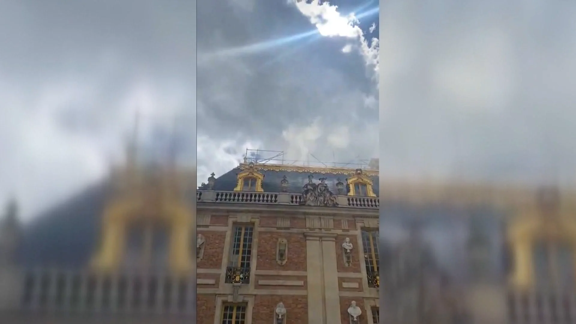 Humo en Versalles