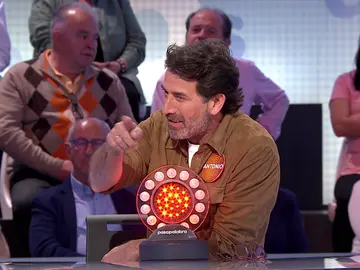 Antonio Garrido se pone seductor con ‘Dile que la quiero’ Antonio Garrido se pone seductor con ‘Dile que la quiero’