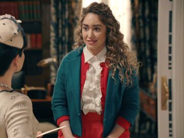&iexcl;Sara llega a la mansi&oacute;n de los De la Reina! &iquest;Conseguir&aacute; ganarse a la familia?