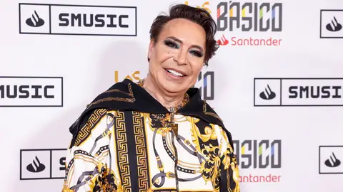 El Maestro Joao en el photocall del concierto de Camilo El Maestro Joao en el photocall del concierto de Camilo