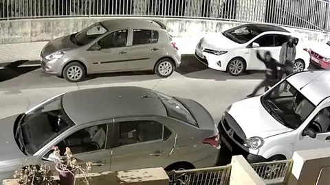 Grabación de algunos de los robos supuestamente cometidos por los detenidos Grabación de algunos de los robos supuestamente cometidos por los detenidos