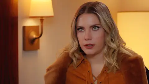 La trampa de Çağatay para librarse de Yildiz: ¡pillada con Doğan en un hotel! La trampa de Çağatay para librarse de Yildiz: ¡pillada con Doğan en un hotel!